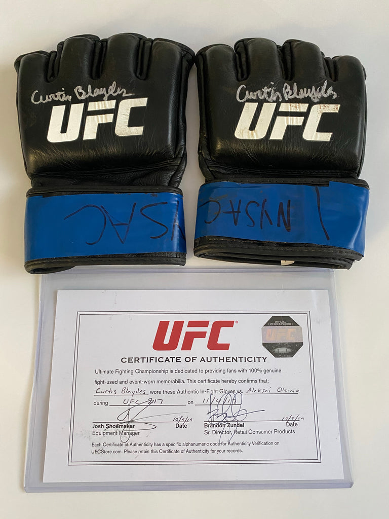 Ufc Razor Curtis “Razor” Blaydes UFC 217 Autographed Fight Worn Gloves – Fight ...
