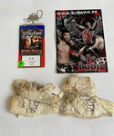 LC Davis Affliction : Day Of Reckoning Fight Worn Wraps & Credential